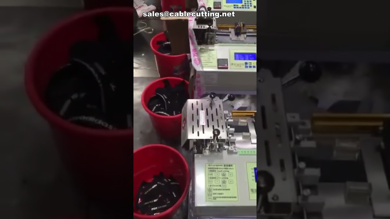 Automatikus Címkevágó Gép – Precíz és Gyors Ipari Automatizálás