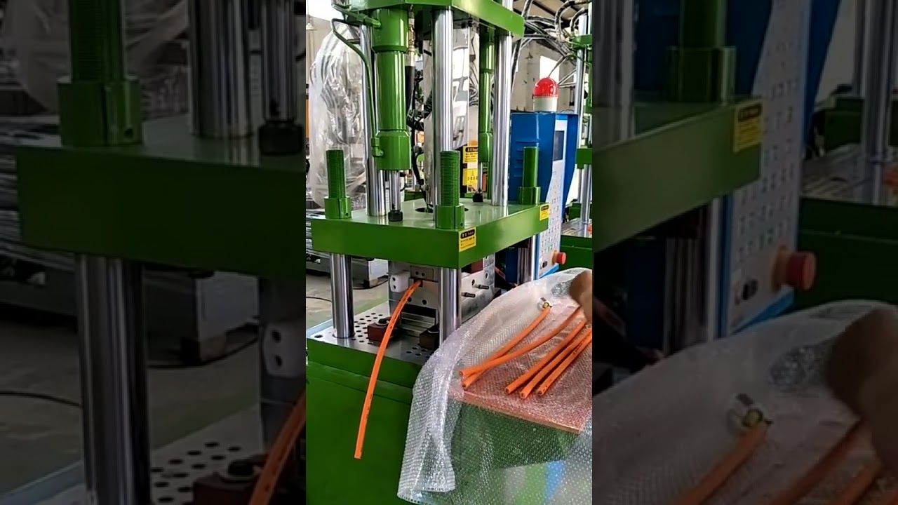 450ST AU Standard 3 Flat Pin PVC Fröccsöntő Gép – Hatékony Műanyag Feldolgozás
