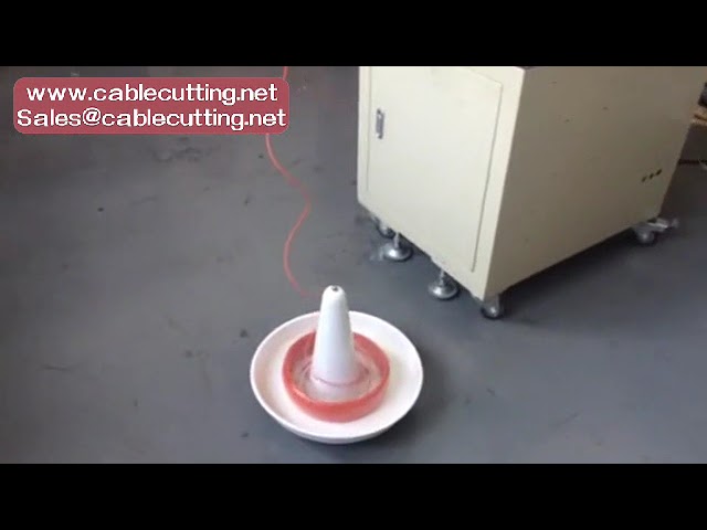 Kis Méretű Huzaladagoló Állvány WF01S – Automata Huzaladagoló Gép Számítógépes Vezetékvágó Gépekhez