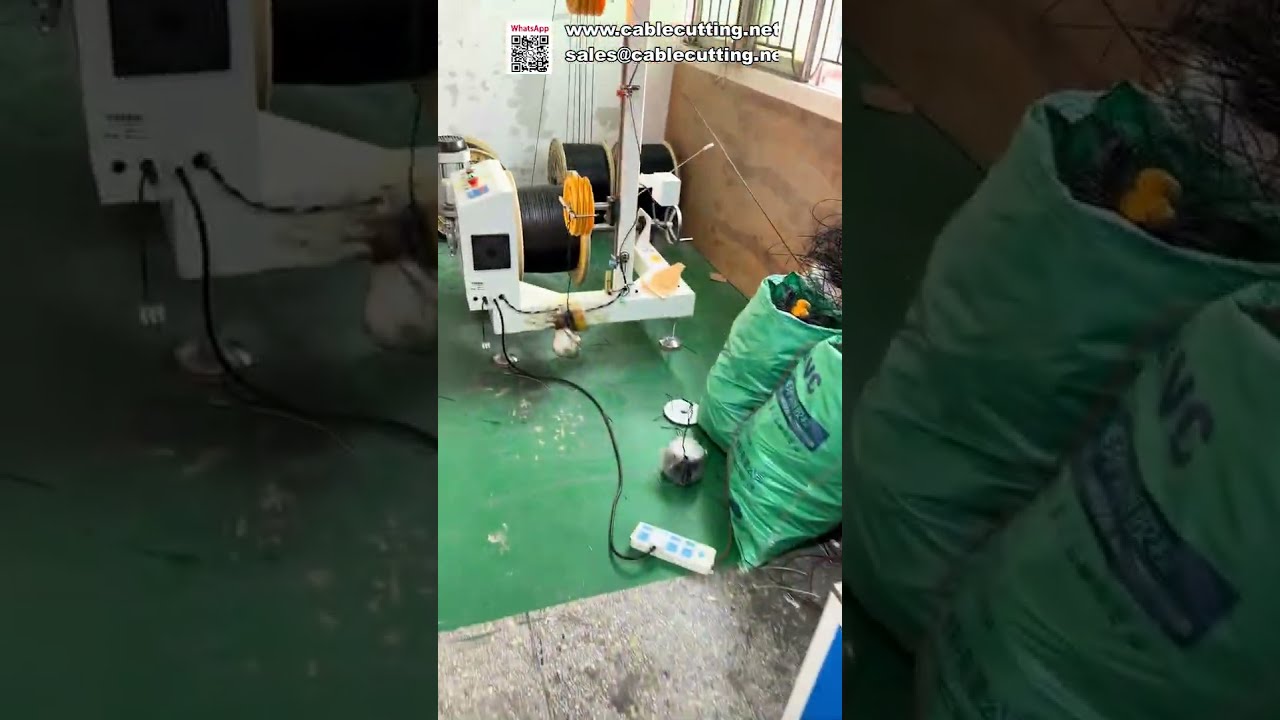 Teljesen automatikus mérőszámláló, vágó, tekercselő és kötöző gép bemutatója
