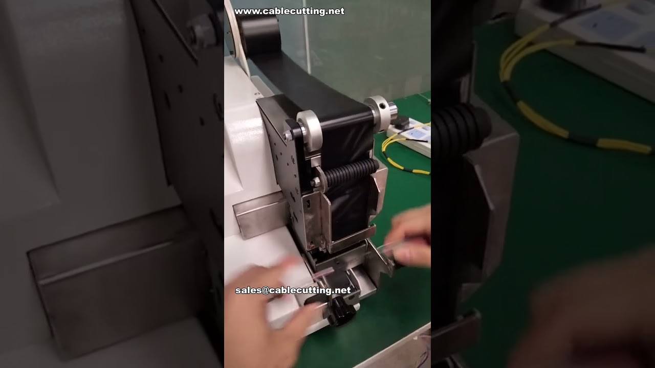 50 mm széles szalag csomagolása ponthegesztő géppel – Gyári automatizálás