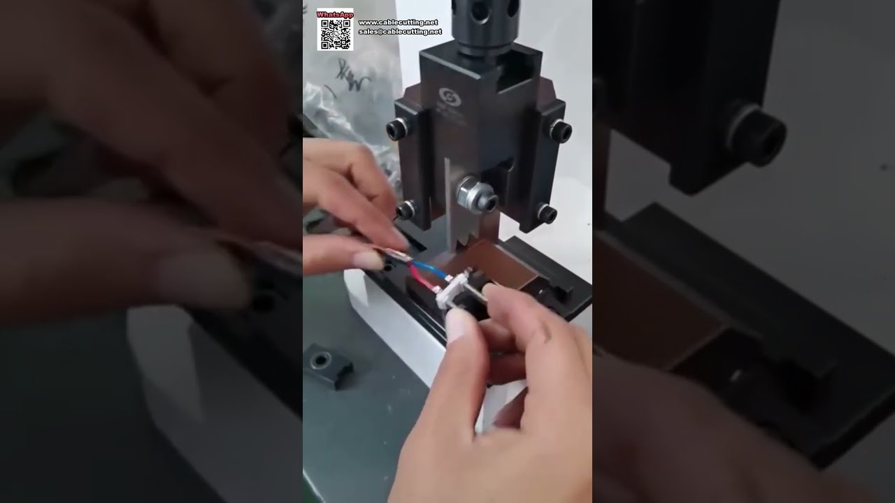 2 Ton érintkező-krimpelő gép — Egy szerszámegység, precíz feldolgozás
