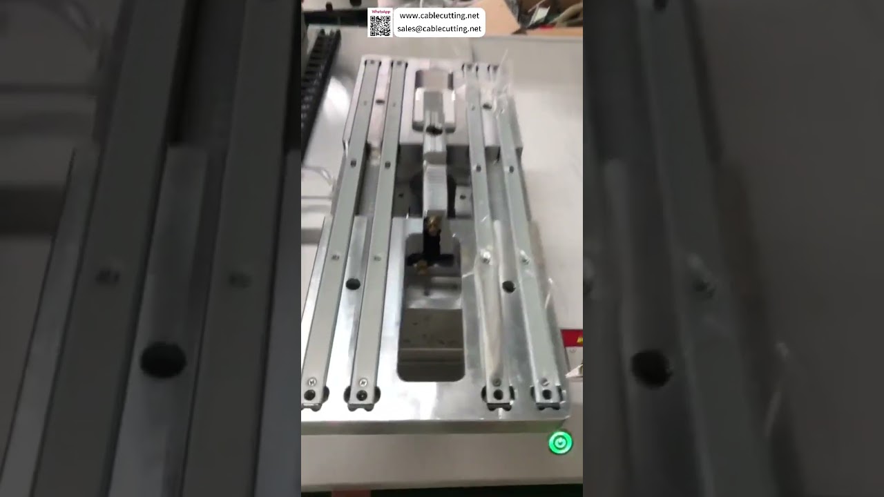 Automatikus ajtószerelvény csavarozógép — Csavarozás kézi szerszám nélkül