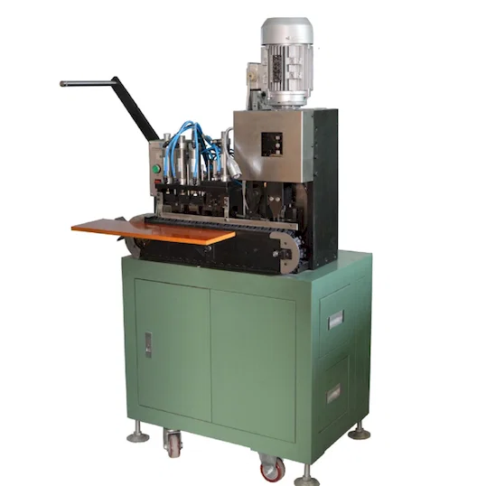 Automata csatlakozósaru gép WPM-203-E