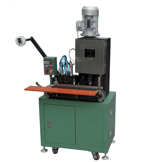 Automata csatlakozósaru gép WPM-203-D
