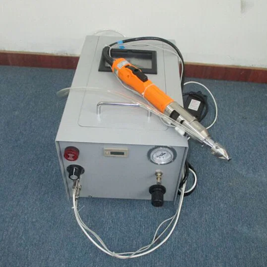 Kézi csavarozó WPM-801